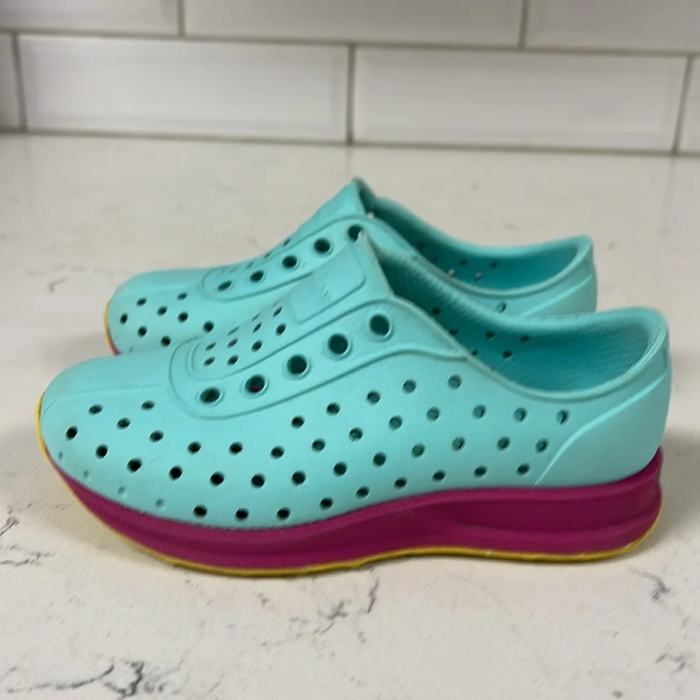 Native Robbie Sugarlite Slip-On Shoe Aqua and Pink Kids - Toddler Shoes Size 7